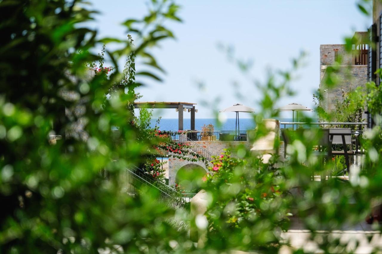 Margo Beach Hotel Gytheio Exteriör bild